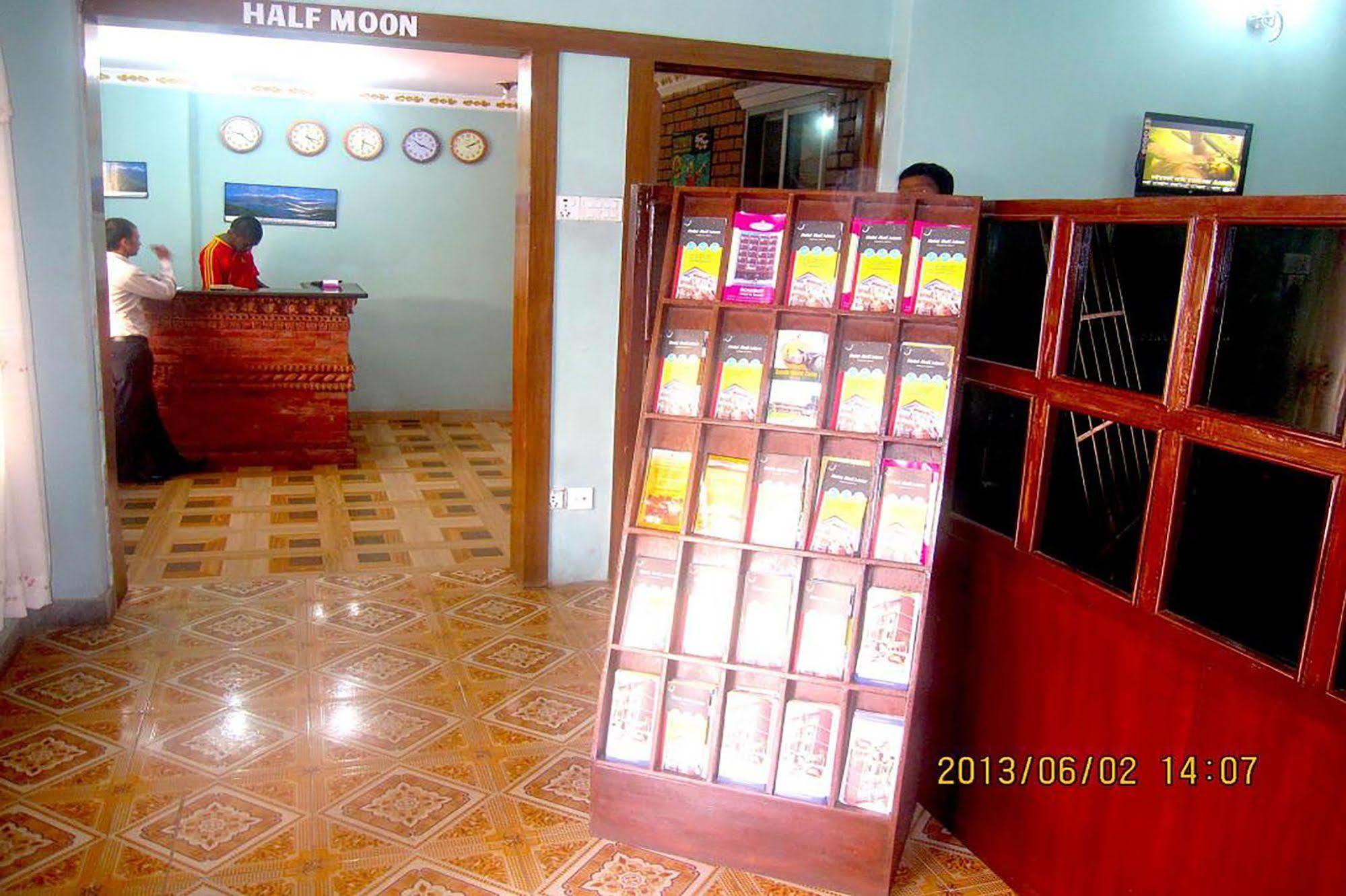 Hotel Half Moon 博卡拉 外观 照片